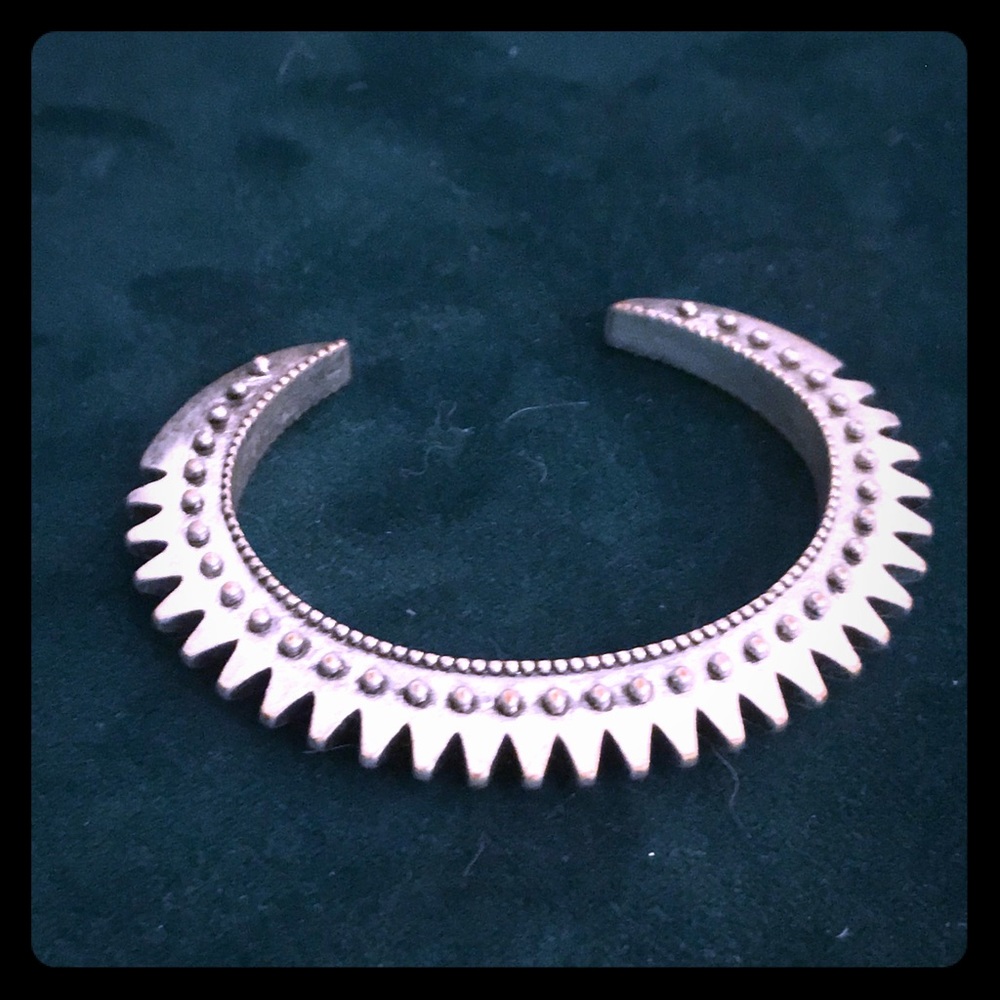 Silver metal bangle